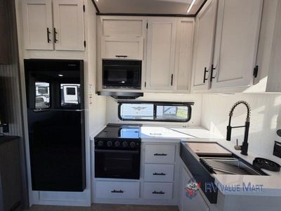 2026 Forest River RV Cherokee Arctic Wolf - Photo 15