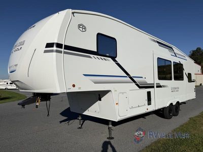 2026 Forest River RV Cherokee Arctic Wolf - Photo 4