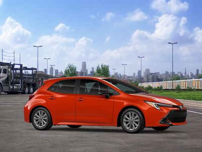 2026 Toyota Corolla Hatchback - Photo 15