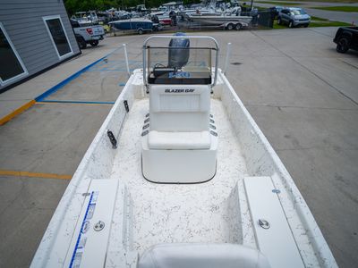 2015 Blazer Boats 2170 - Photo 11