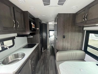 2026 Entegra Coach Odyssey SE - Photo 6