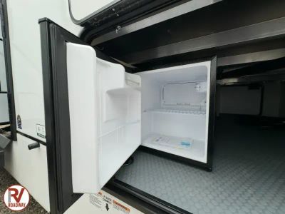 2026 Cherokee Sabre 37RVMILES - Photo 9