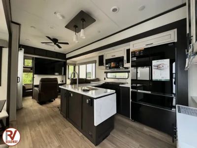 2026 Cherokee Sabre 37RVMILES - Photo 11