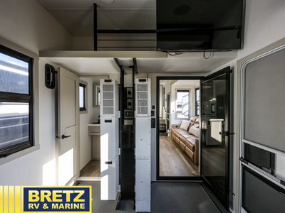 2024 Brinkley Model G - Photo 12