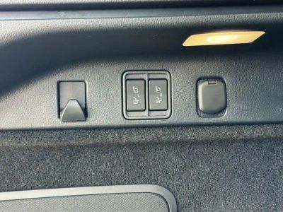 2026 Lexus RX — photo 13 view