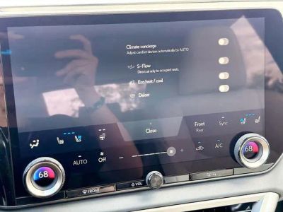 2026 Lexus RX — photo 36 view