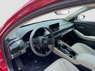 2023 Honda Accord Sedan — photo 9 view