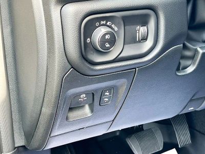 2026 Ram 1500 — photo 10 view