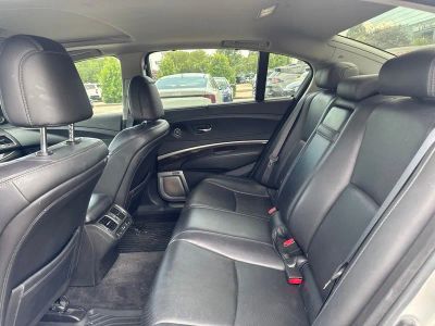 2014 Acura RLX — interior view