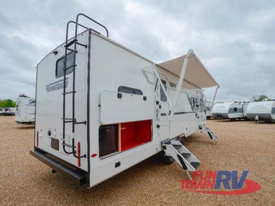 2026 Winnebago Thrive - Photo 5