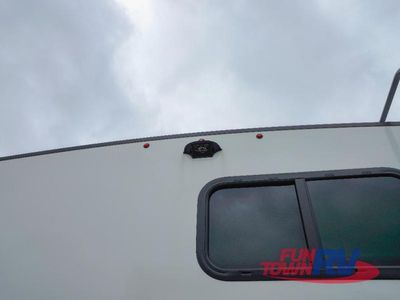 2026 Winnebago Thrive - Photo 14