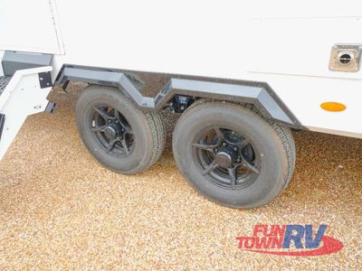2026 Winnebago Thrive - Photo 9