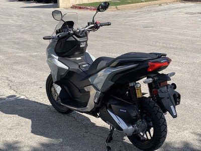 2026 Honda ADV160 - Photo 4
