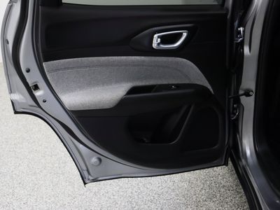 2024 Jeep Compass 4WD - Photo 25