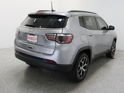 2024 Jeep Compass 4WD - Photo 7