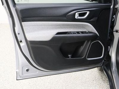 2024 Jeep Compass 4WD - Photo 12