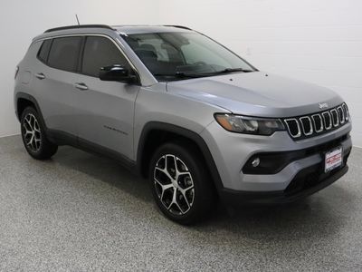 2024 Jeep Compass 4WD - Photo 4