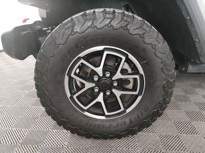 2024 Jeep Wrangler - Photo 10