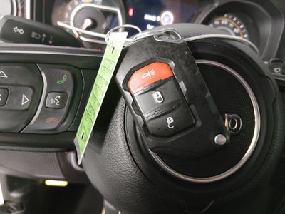 2024 Jeep Wrangler - Photo 15