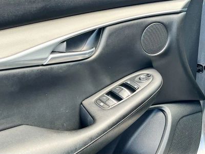 2021 INFINITI QX50 — photo 17 view