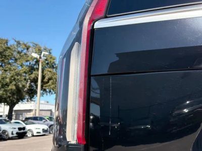 2021 Cadillac Escalade ESV — photo 10 view