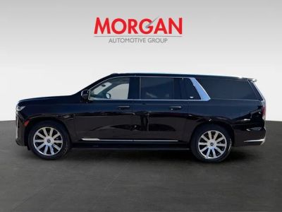 2021 Cadillac Escalade ESV — engine compartment view