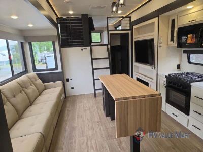 2027 Forest River RV Cherokee Sabre — photo 17 view