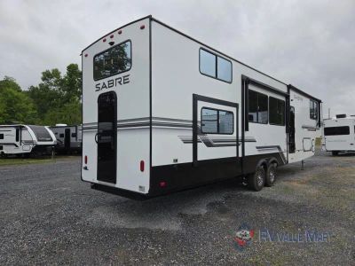 2027 Forest River RV Cherokee Sabre — photo 9 view