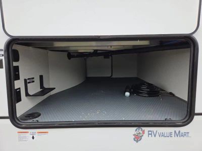 2027 Forest River RV Cherokee Sabre — photo 14 view