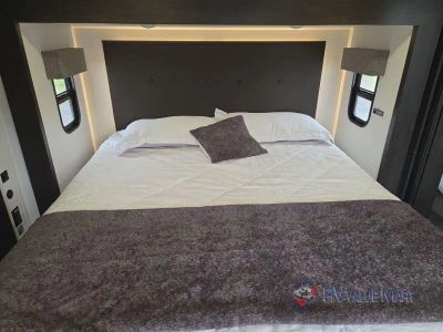 2027 Forest River RV Cherokee Sabre — photo 21 view