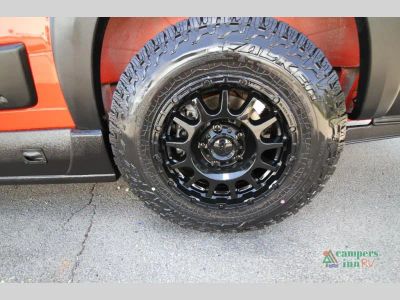 2026 Roadtrek Roadtrek — photo 16 view