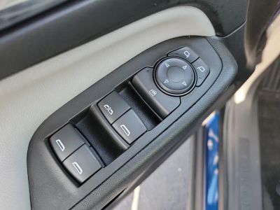 2023 Chevrolet Equinox — photo 17 view