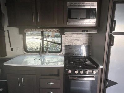 2020 Forest River RV Shockwave - Photo 10