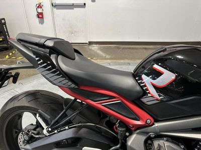 2022 Triumph Street Triple R Low Sapphire Black - Photo 10