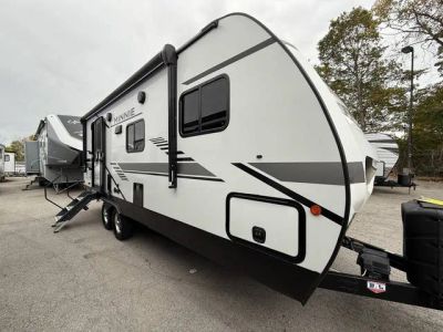 2022 Winnebago MINNIE 2327TB — front three-quarter view