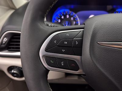 2022 Chrysler Pacifica - Photo 17
