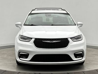 2022 Chrysler Pacifica - Photo 2