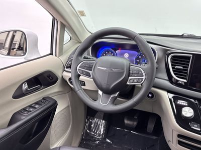 2022 Chrysler Pacifica - Photo 22