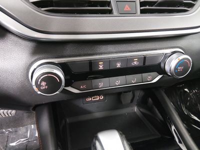 2024 Nissan Altima - Photo 17