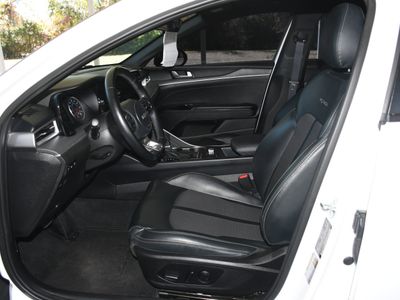 2022 Kia K5 - Photo 6