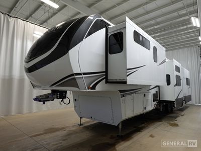 2025 Grand Design Solitude - Photo 2