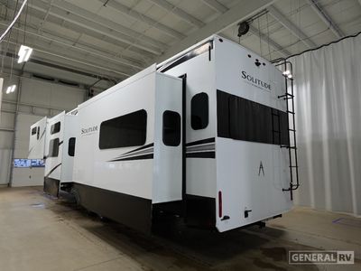 2025 Grand Design Solitude - Photo 3