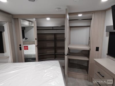 2025 Grand Design Solitude - Photo 11
