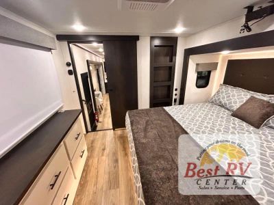 2026 Forest River RV Sabre - Photo 103