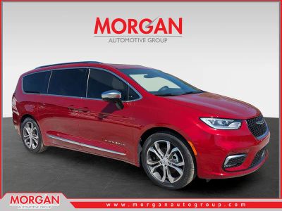 2026 Chrysler Pacifica Pinnacle in Red — front three-quarter view
