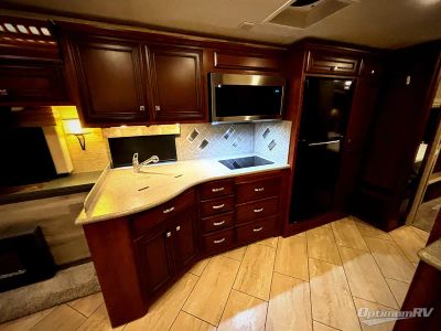 2018 Newmar Bay Star — engine compartment view