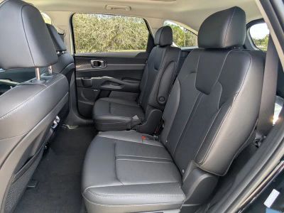 2026 Kia Sorento — photo 16 view