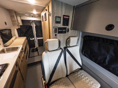 2026 Winnebago SOLIS — photo 7 view