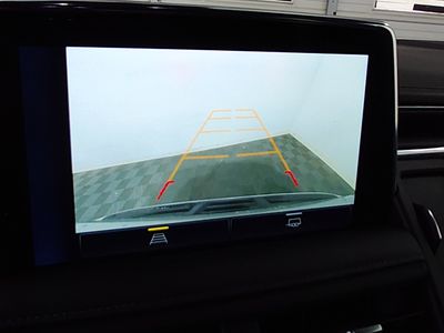 2024 Chevrolet Suburban - Photo 17