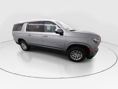 2024 Chevrolet Suburban - Photo 8